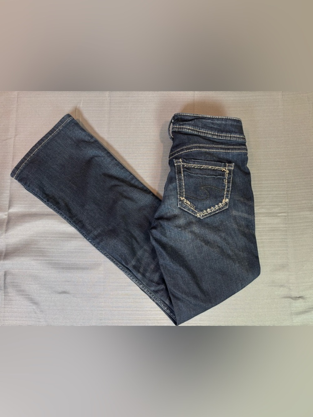 Silver Jeans Suki Slim Boot Jeans Women’s 26 Dark Wash Mid Rise Stretch Denim